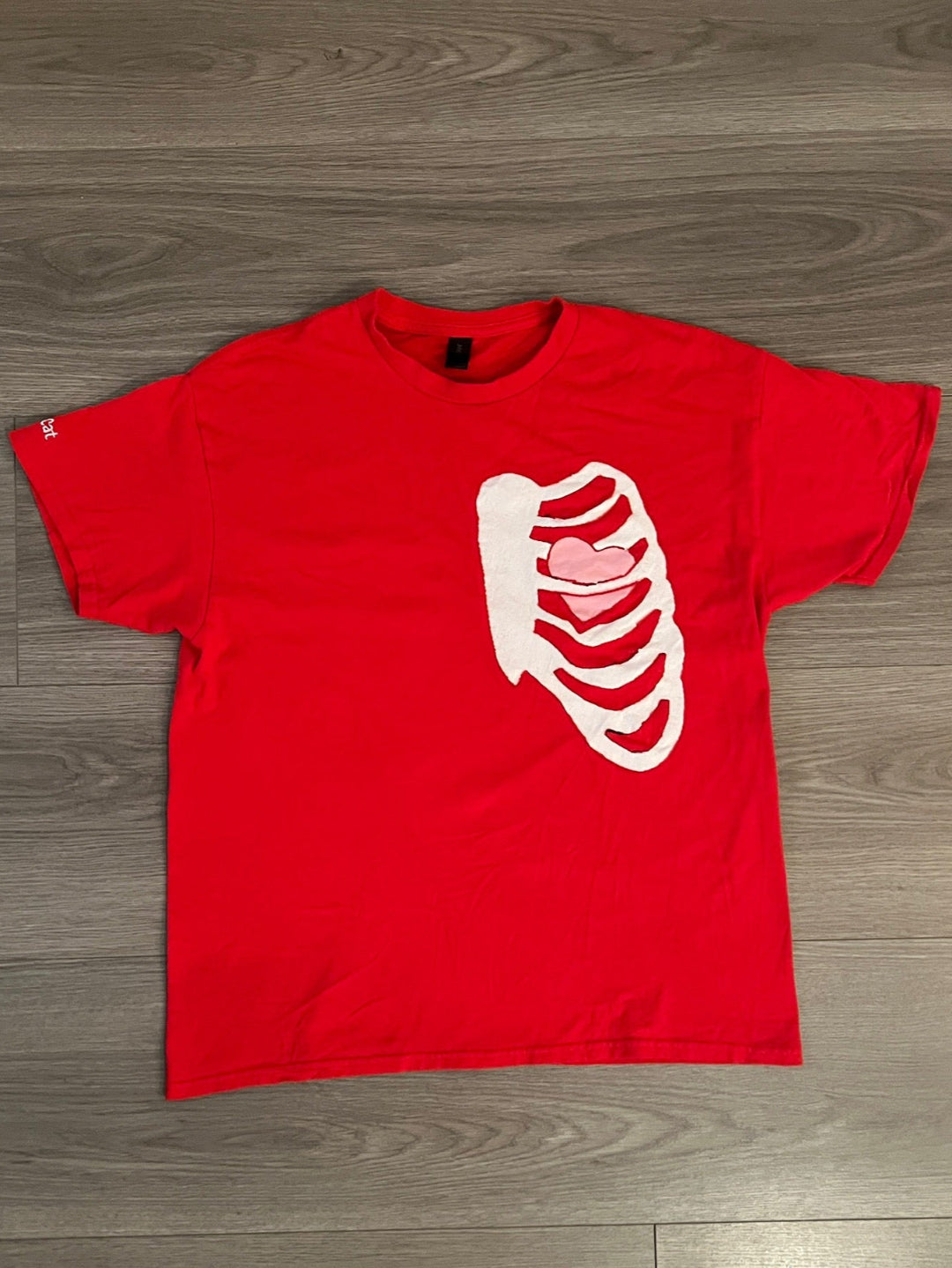 Large Red Distressed Rib Heart Shirt