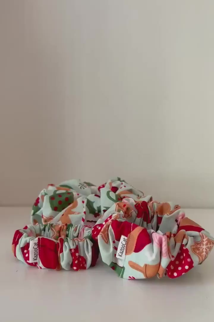 Christmas Scrunchie - Christmas Baking Scrunchie - Baking Hair Tie