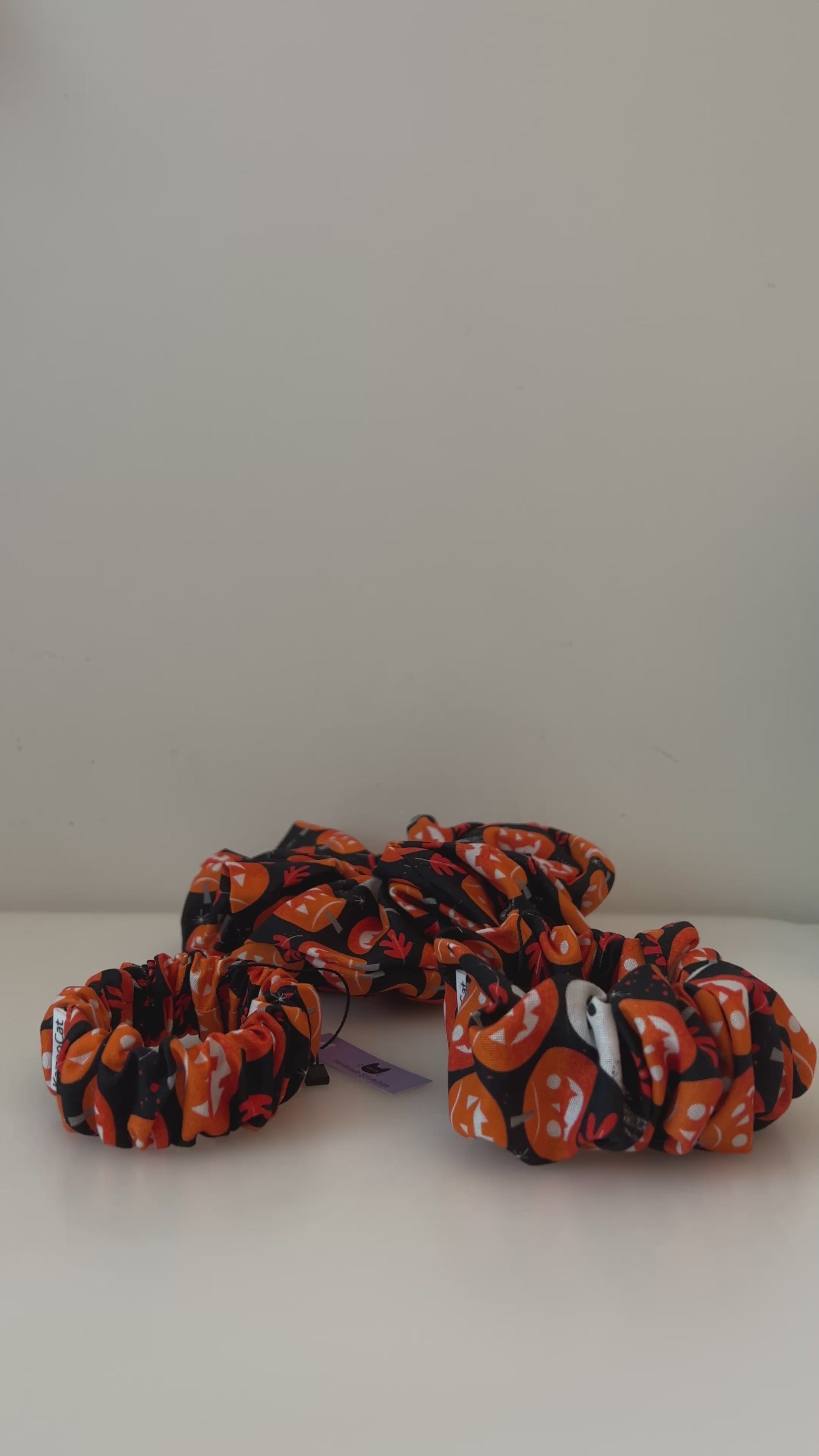 Jack-O-Lantern Scrunchie